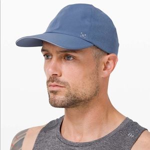Fast and Free Run Hat in Ink Blue